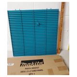 Makita 2x2 Panel Grid