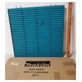 Makita 2x2 Panel Grid
