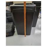 Rubbermaid Trashcan