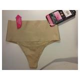 Maidenform Shapes Thong 
FEATURES COOL COMFORT