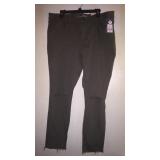 Universal Thread Goods Co women