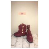 Toddler size 6 boots