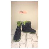 Toddler size 8 boots