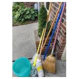 Mops and Broom, Bucket