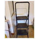 Cosco Black 3 Step Stool