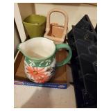 Flower pots, liner and holder