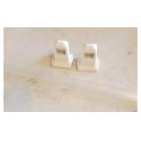 Porcelain towel holder