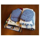 Kitchen linens, unused