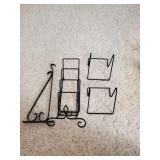 2 pc Metal Decor 2 Plate Holders