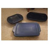 3 Anchor Hocking covered pans