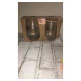 2 count holiday cheer wine glasses