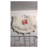 Mini Tree Skirt (18ins round)