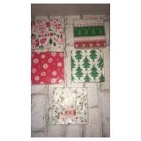 5 packs (10 count) holiday napkins