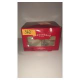 Fillable tree ornaments (4 count)