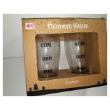 Holiday beverage glasses 2 count