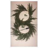 2 sm cedar wreaths