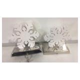 Stocking holders 1 is missing the hook