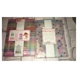 2 count Christmas stationary set
