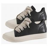 Menï¿½s Chunky Black & White Sneakers, Size 12 in