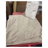 Lot of KIng size Beige duvet cover and