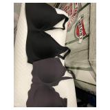 Size L lot of 2 Vertvie Wireless Push Up