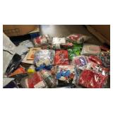New HUGE miscellaneous party decorations lot.