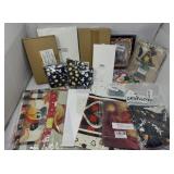 New Large Lot of Holiday Items- placemats, garden