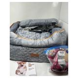 New Pet Products, Includes Dog Car Seat - Memory