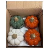 New 4-pack ceramic pumpkins