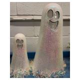 Two peices tall irridescent light up ghosts.