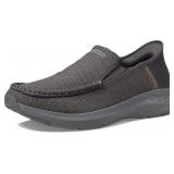 Size 8 xtra wide Skechers Men