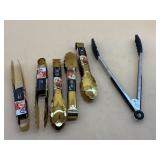 Food clips and spatula