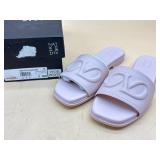 Size 9 wide Naturalizer Genevieve Slide Sandals
