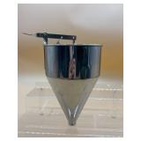 Steel pancake battery dispenser 40OZ