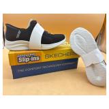 Size 8 Skechers Women