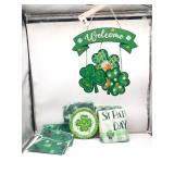 Lot of St Patrick day decorations decor dinner tab
