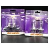 Lot of 2 head lights two different type 9005, H7