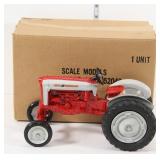 9th Toy Show Tractor 1986, Ford 901 Powermaster,