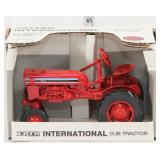 1976-1979 International Cub tractor, Ertl, 1/16
