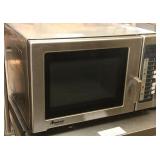 Amana Model RFS 18TS Microwave Amana Model RFS 18TS Microwave