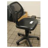 Rolling office swivel chair Rolling office swivel chair