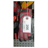 DEMARINI VERSUS BATTING GLOVES