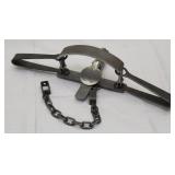 Sleepy Creek Mfg. No. 4 1/2 leg trap, 19" overall
