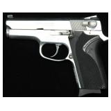 Smith & Wesson, Model 913, 9 mm,