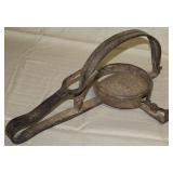 large hand forged trap, 10" spread x 17.5" overall