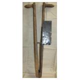 corn jabber hand planter, 34" long