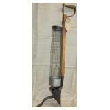 potato jabber hand planter, 34" long