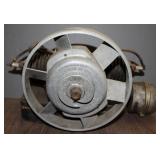 Maytag Model 72 twin cylinder engine w/pull start