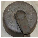 tie down weight "Waterbury Foundry Co. 20"