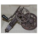 Peach/apple rotary knife peeler